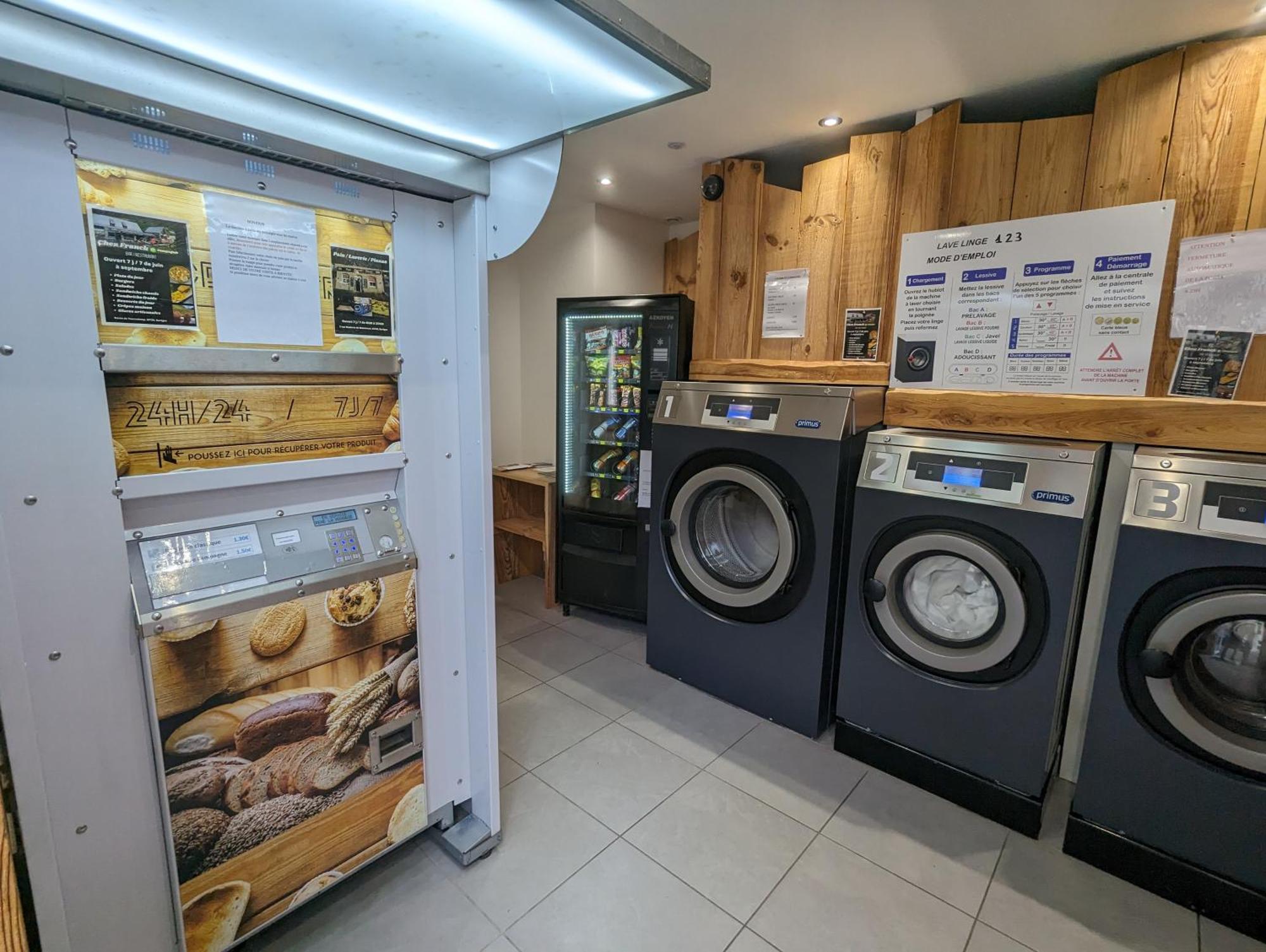 Andemu Studio Cabine 2 A 4 Personnes 巴里吉斯 外观 照片